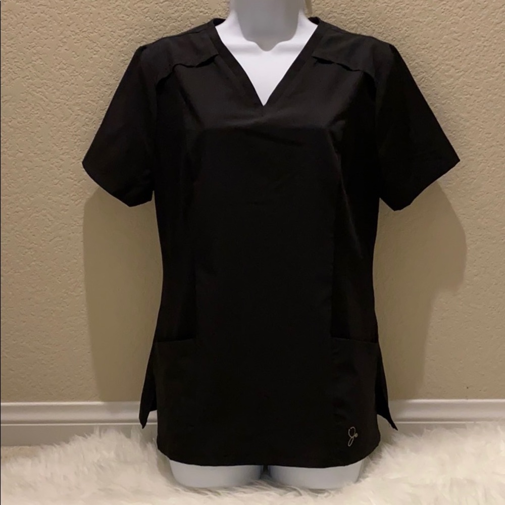 Jaanuu black srub top